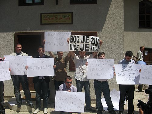 protest-studenata-begova-dzamija-maj-2011
