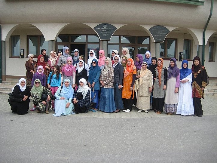 Islamska Zajednica U Bosni I Hercegovini Islamska Zajednica U Bosni I Hercegovini